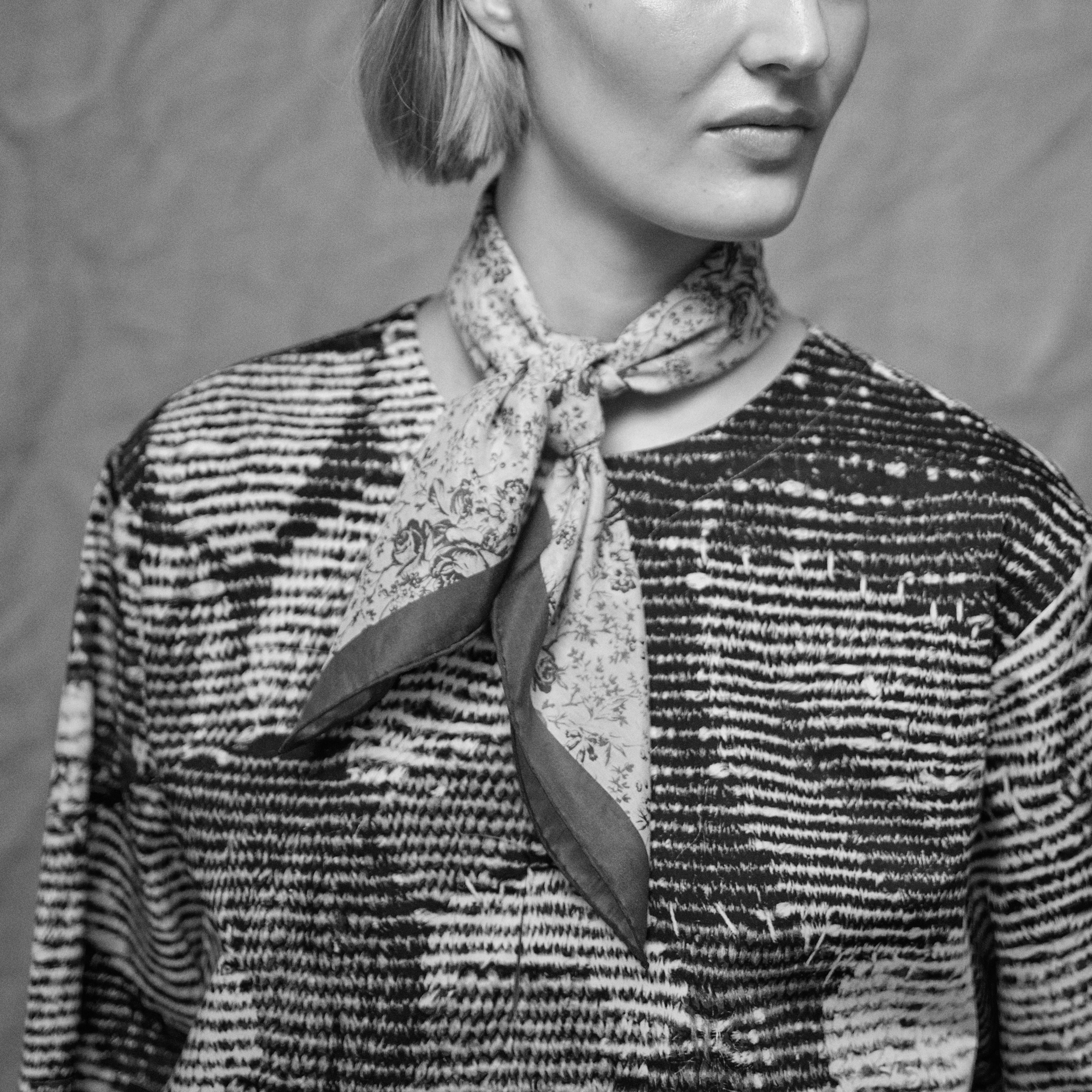 Tapis Noir Let Rødt Blomstret Toile Tørklæde Light Rød