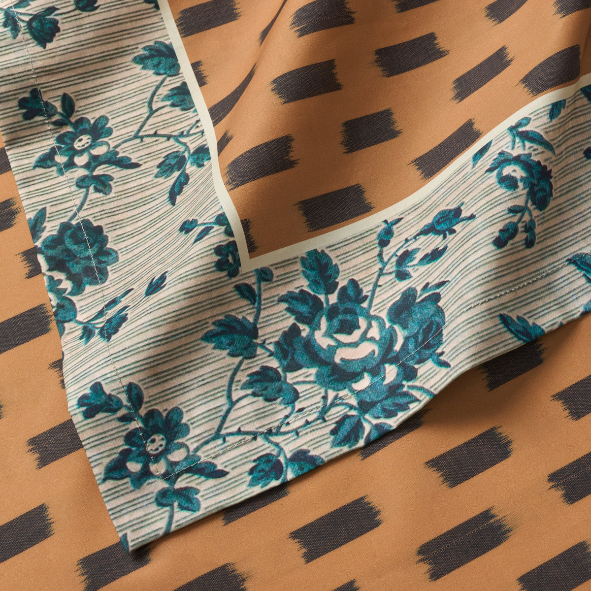 Tapis Noir Dug Gwen - 140x295cm Tablecloth Brun