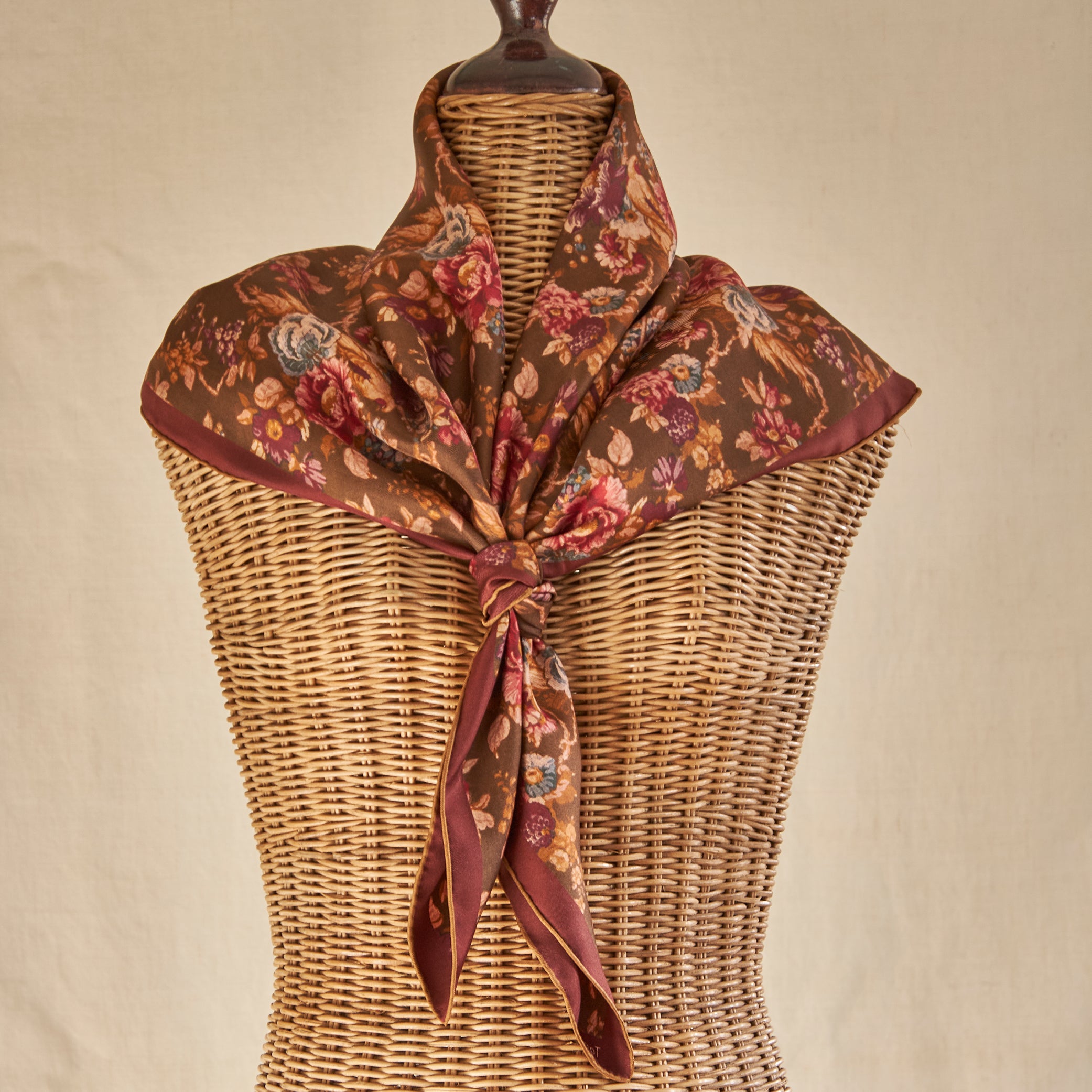 Tapis Noir Klassisk Daisy Tørklæde Classical Brun