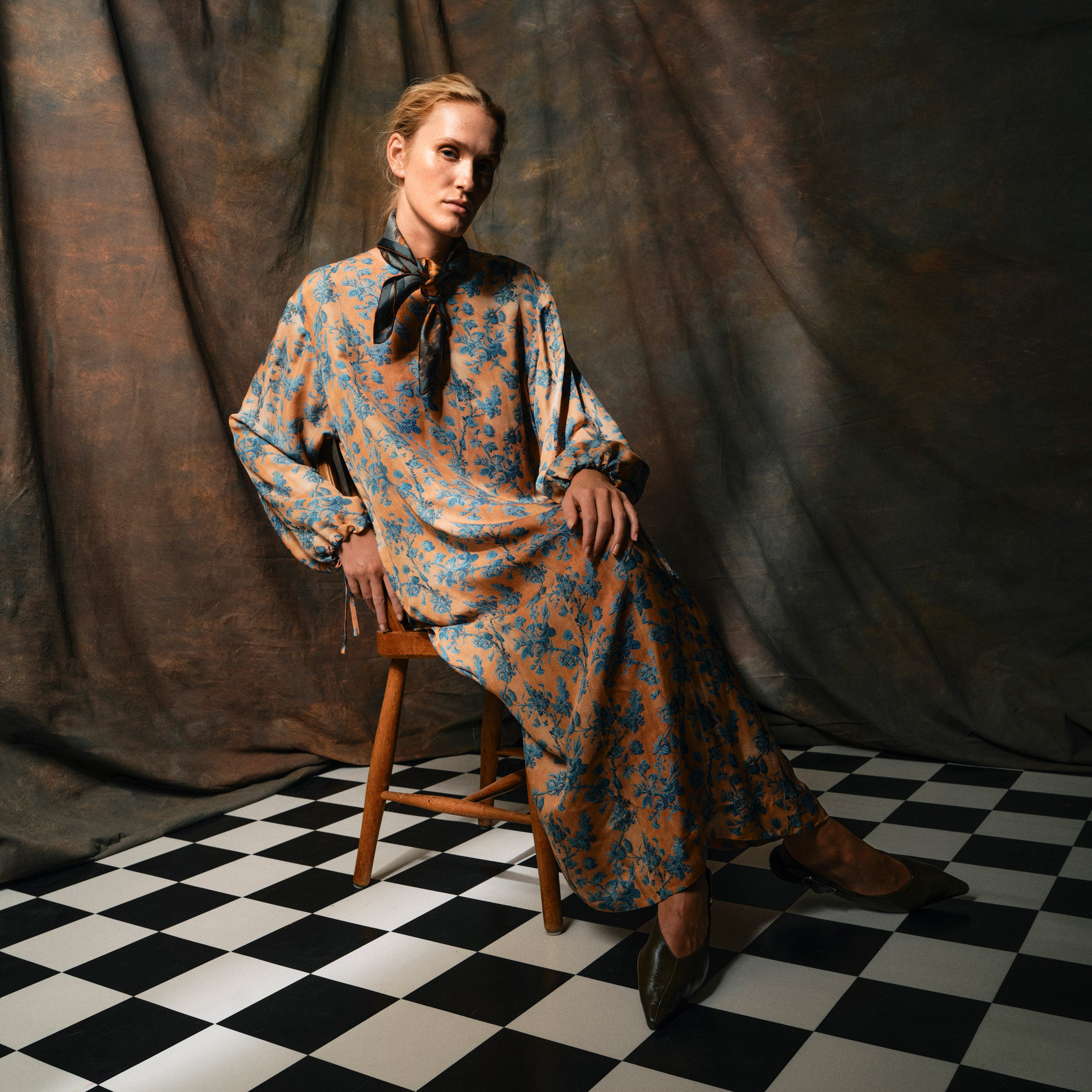 Tapis Noir Klassisk Lille Dani Tørklæde Classical Small Mørkeblå