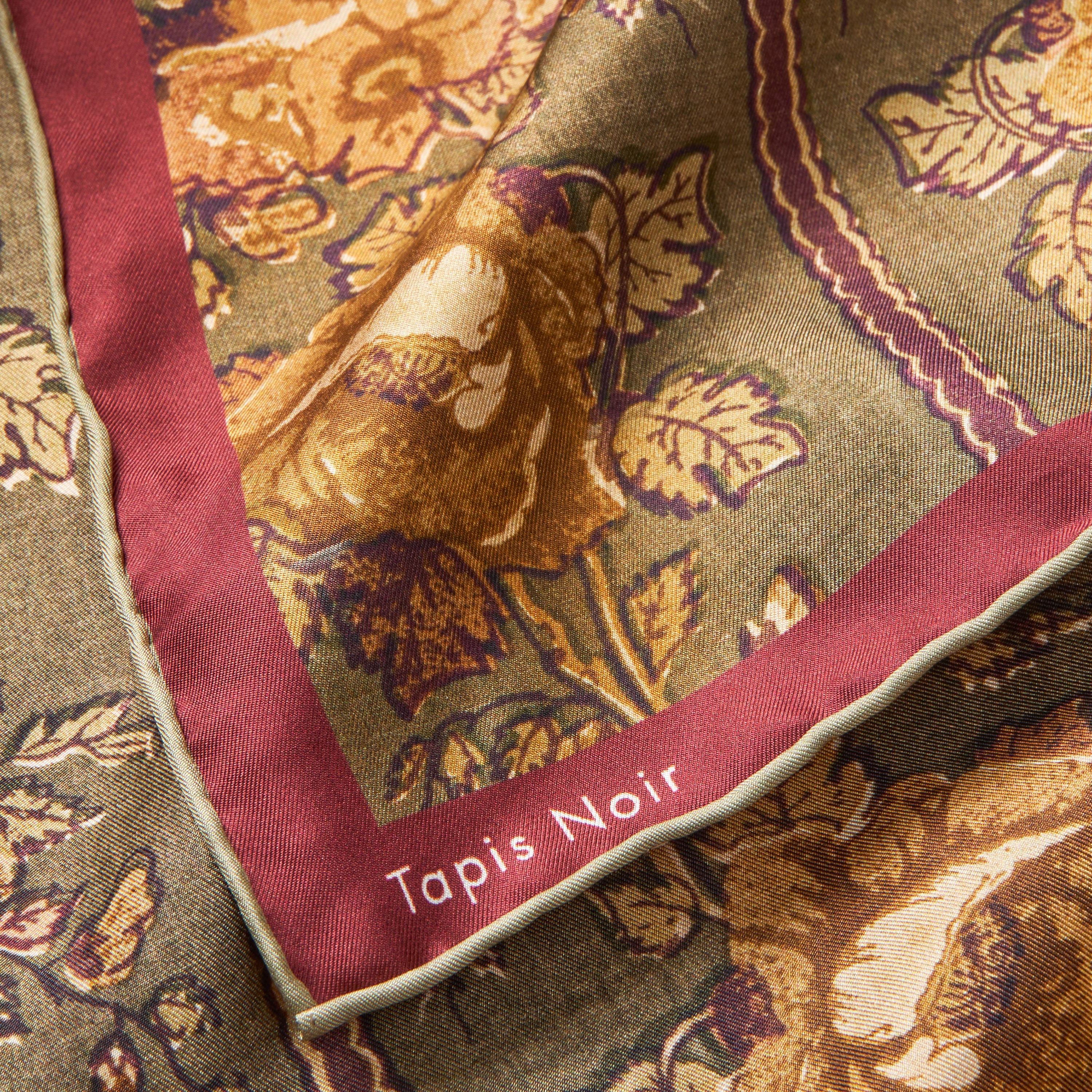 Tapis Noir Klassisk Lille Gaia Tørklæde Classical Small Beige