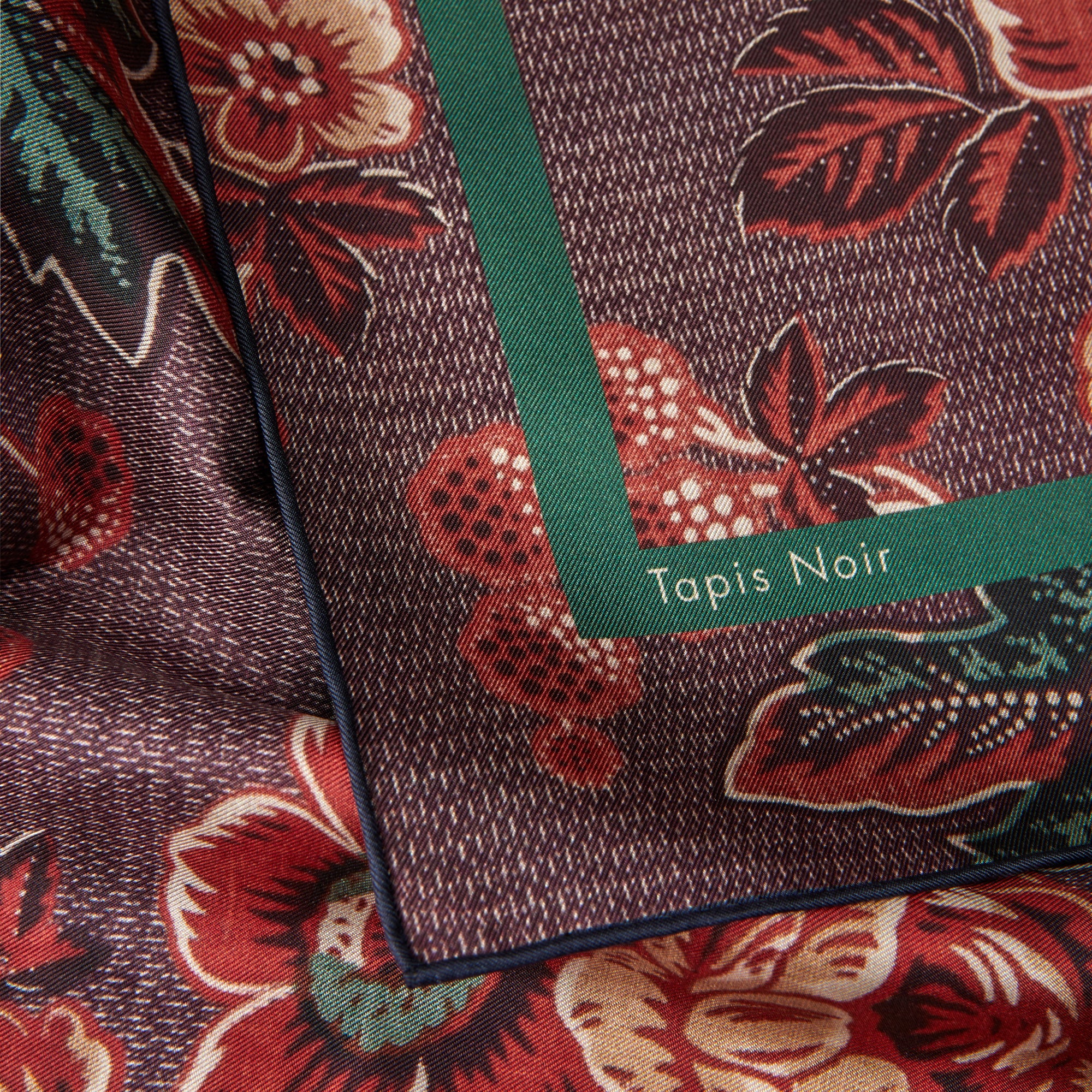 Tapis Noir Lille Klassisk Rødt Blomster Tørklæde Small Classical Rød